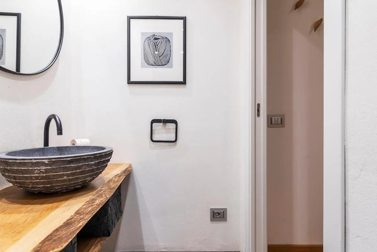 La Maison D'Artiste In Brera Milan 0*,  Italy